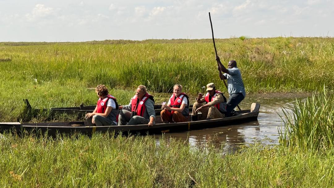 Canoe Safari Papyrus Swamp Uganda
